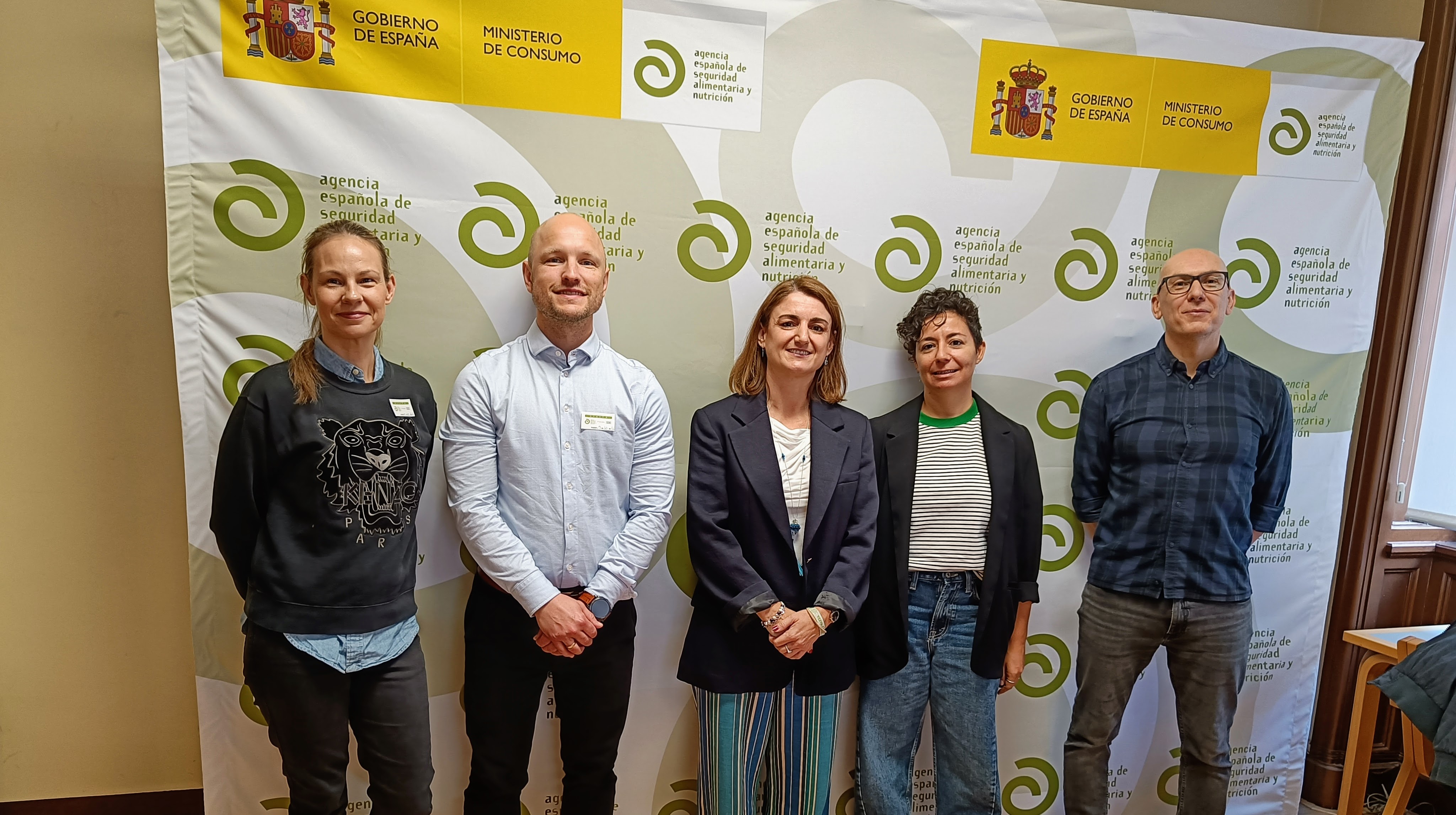 delegacion gobierno danes visita aesan